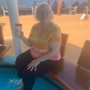 Meet your Posher, Edna